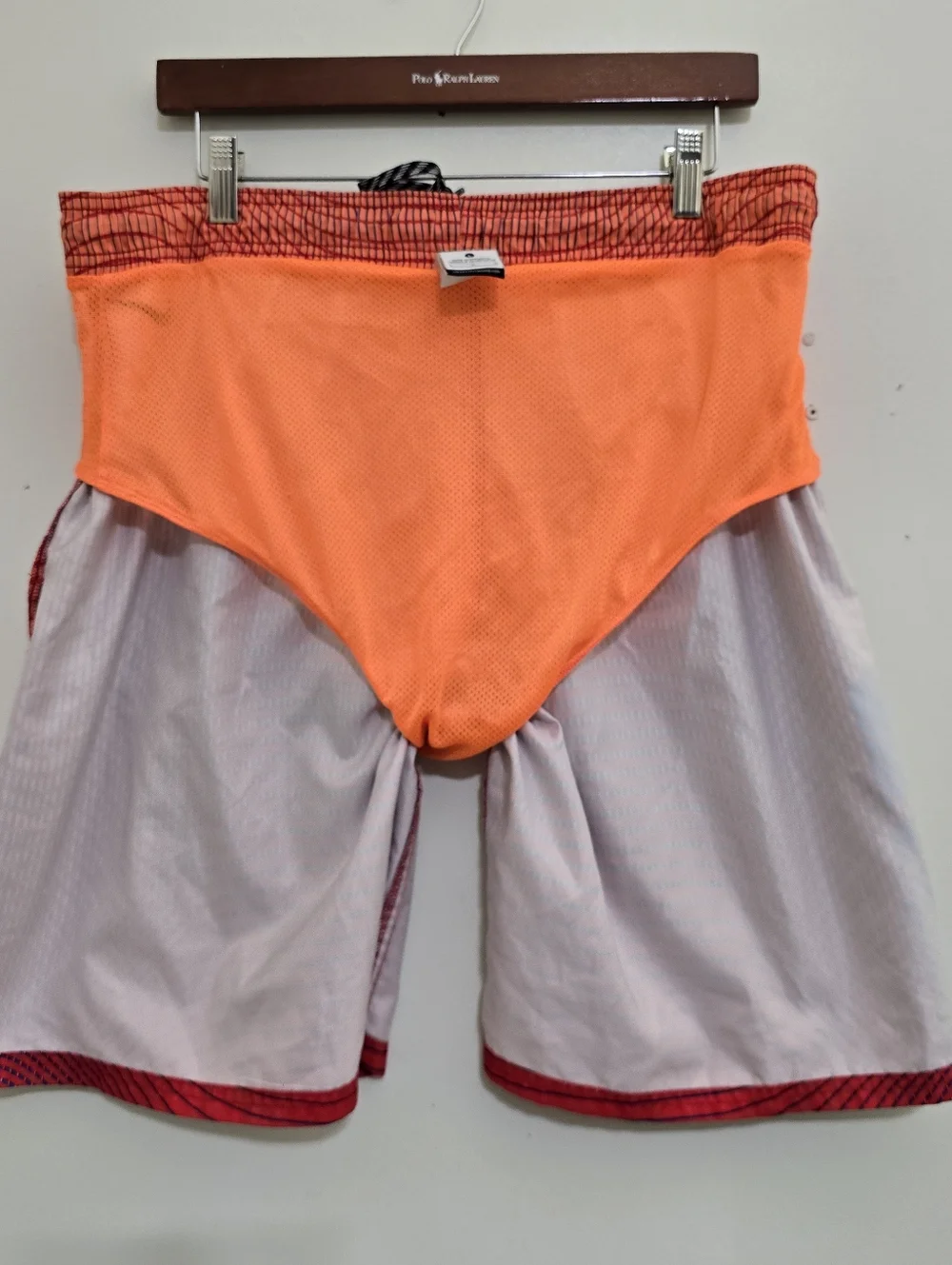 NIKE size Large  Board Shorts Mesh Lined Riptide‎ Volley Swim Trunks Orange